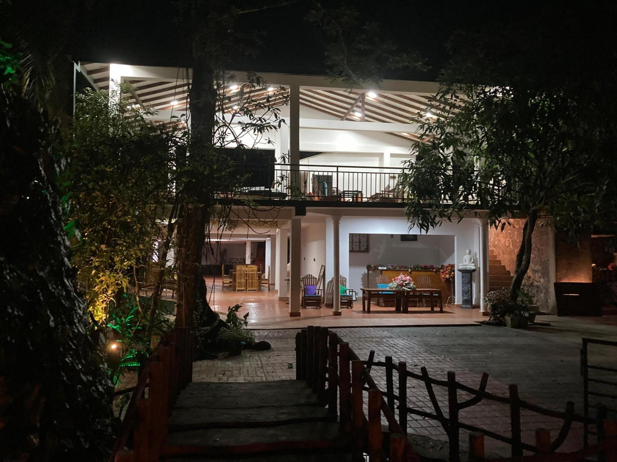Rainforest Lodge, Deniyaya Singheraja Esterno foto