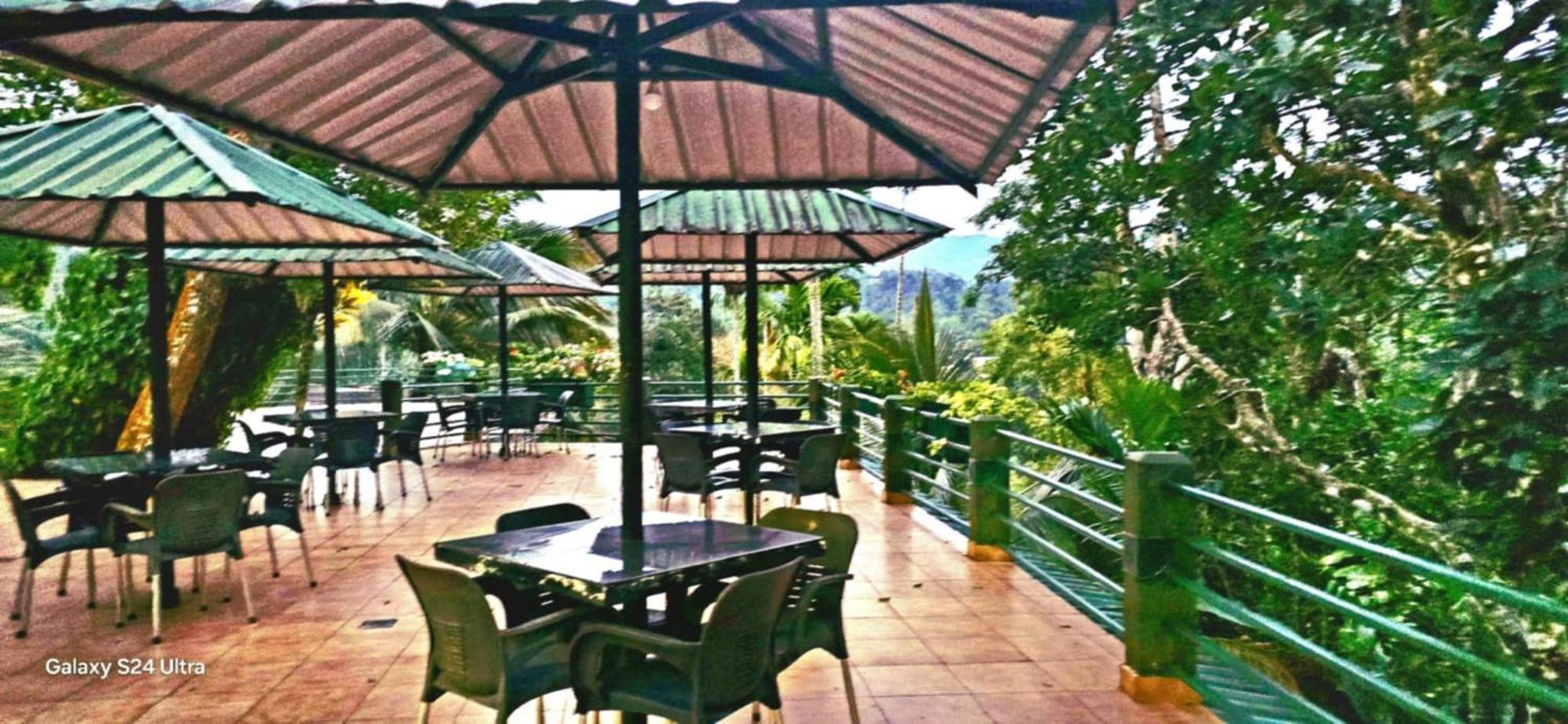 Rainforest Lodge, Deniyaya Singheraja Esterno foto